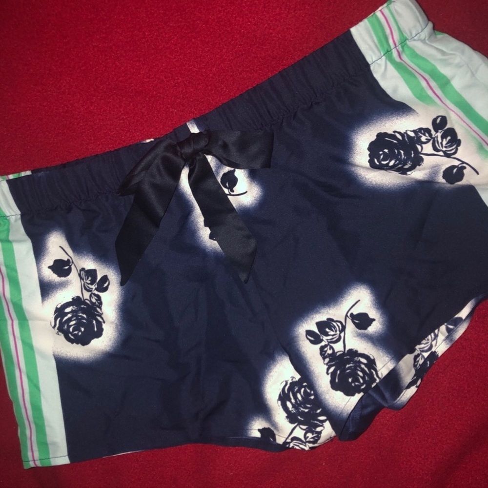 Victoria’s Secret Navy & Seagreen Stripes Floral Rose Sleep Shorts Size Medium
